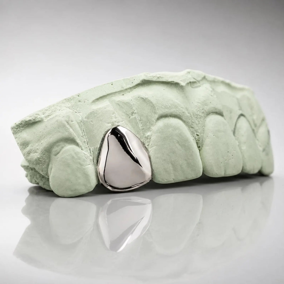 Single Tooth Grillz